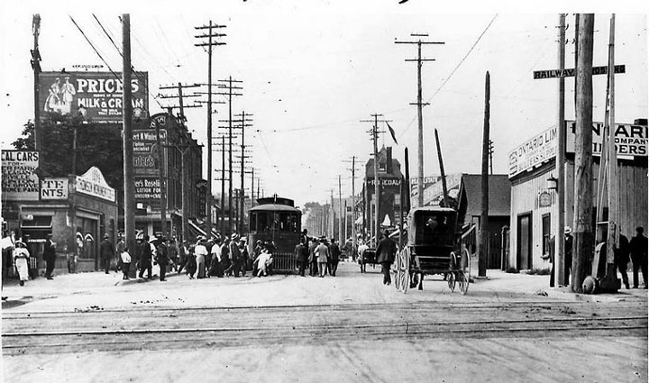1912 looking north